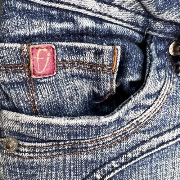 Y2K Foxy Jeans Cropped Straight Leg Jeans Size 29 - Picture 7 of 11